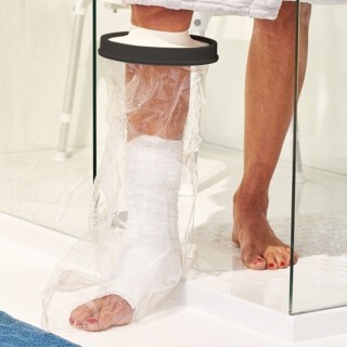 Vandtæt badebeskytter til benet i flere størrelser