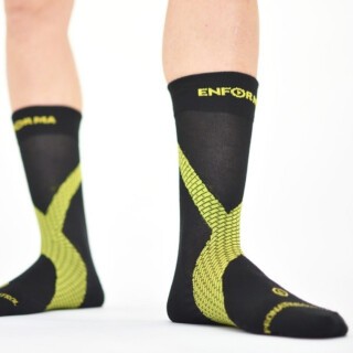 støttestrømper til svangsenebetændelse med indbygget optapening